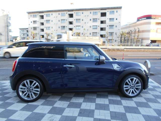 BMW BMW MINI COOPER D 2016