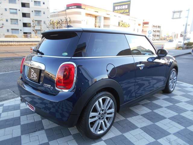 BMW BMW MINI COOPER D 2016