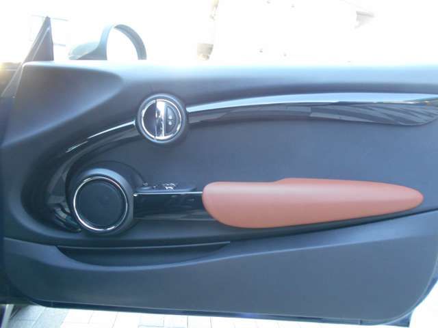 BMW BMW MINI COOPER D 2016