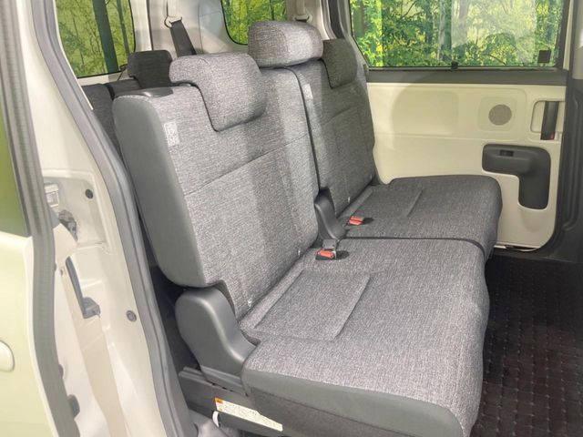 TOYOTA SIENTA HYBRID 2024