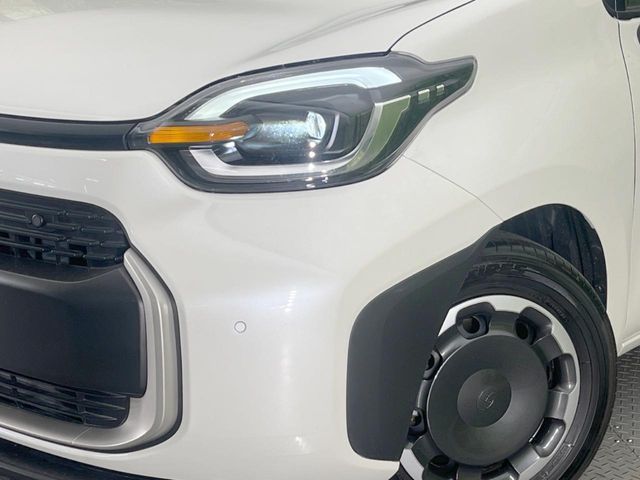 TOYOTA SIENTA HYBRID 2024