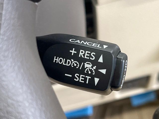 TOYOTA LANDCRUISER PRADO 2023