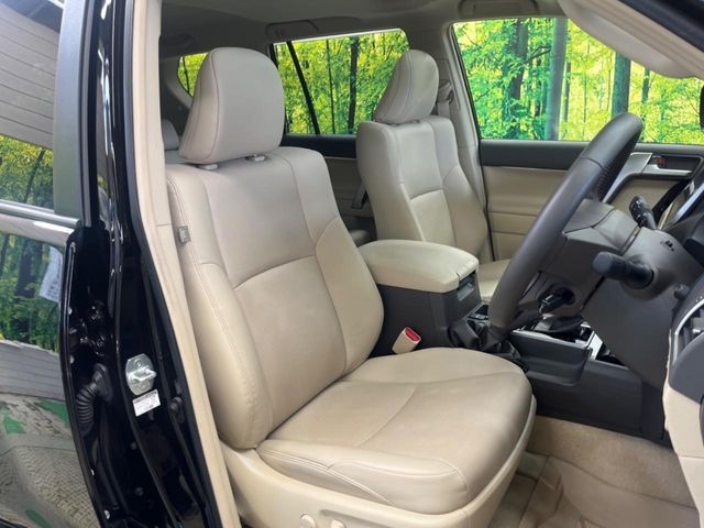 TOYOTA LANDCRUISER PRADO 2023