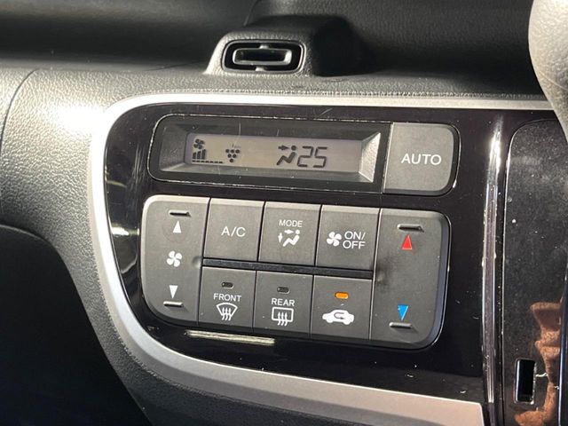 HONDA N BOX CUSTOM 2015