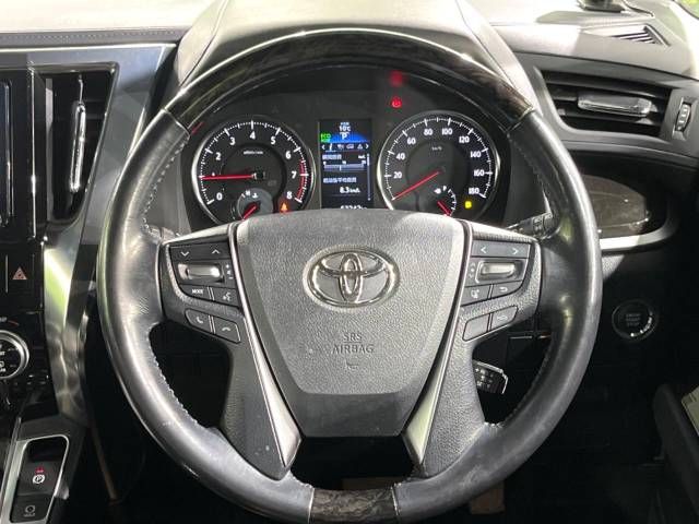 TOYOTA VELLFIRE 2016