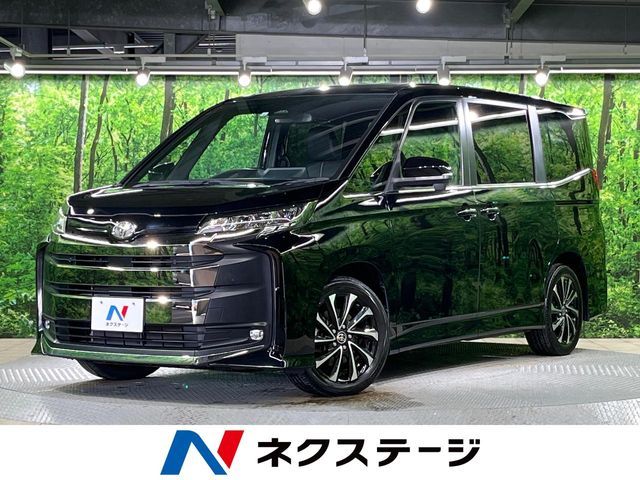 TOYOTA NOAH 2022