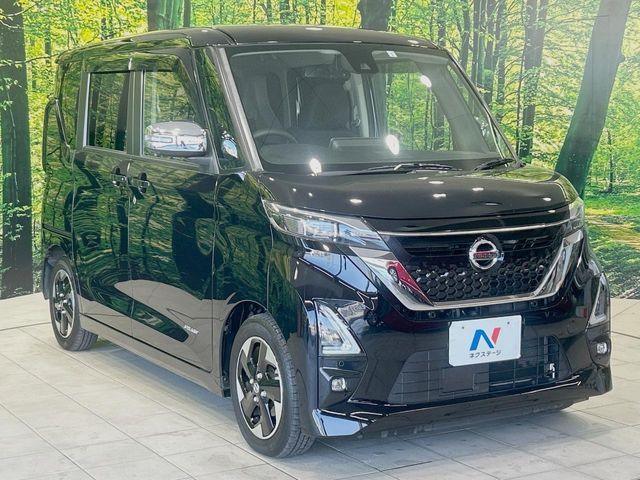 NISSAN ROOX 2021
