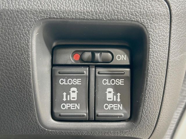 HONDA N BOX CUSTOM 2015