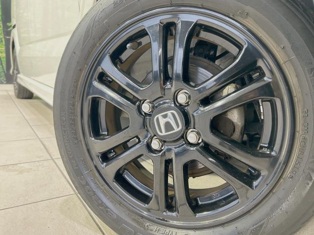 HONDA N BOX CUSTOM 2015