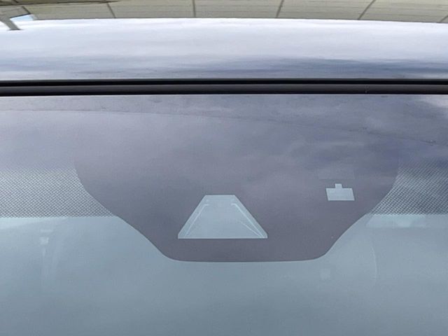 TOYOTA HARRIER 2WD 2017