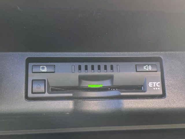 TOYOTA HARRIER 2WD 2017