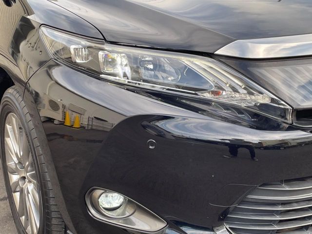 TOYOTA HARRIER 2WD 2017