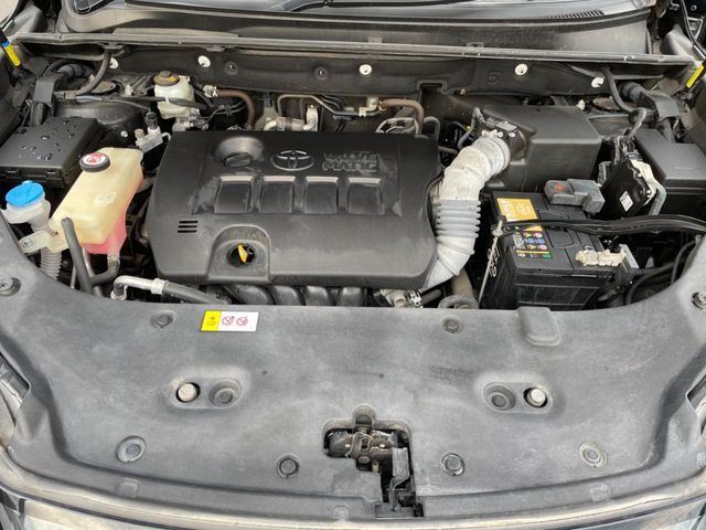 TOYOTA HARRIER 2WD 2017