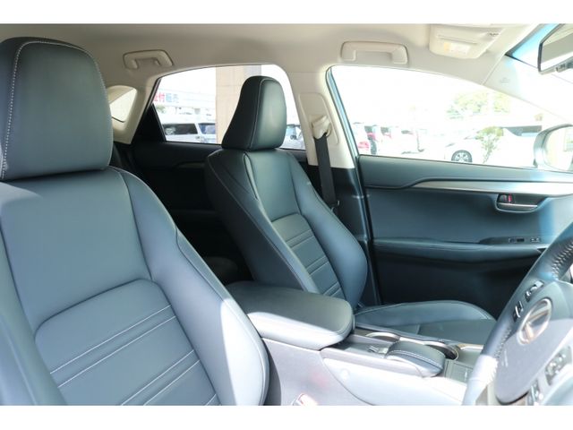 TOYOTA LEXUS NX200t 2014