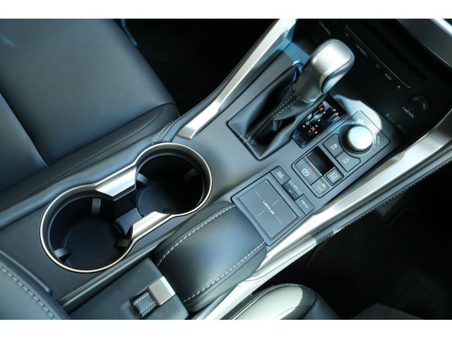 TOYOTA LEXUS NX200t 2014