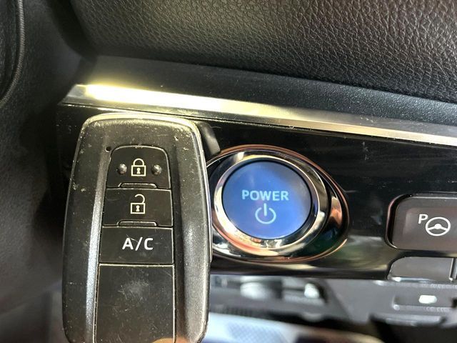 TOYOTA PRIUS PHV 2017