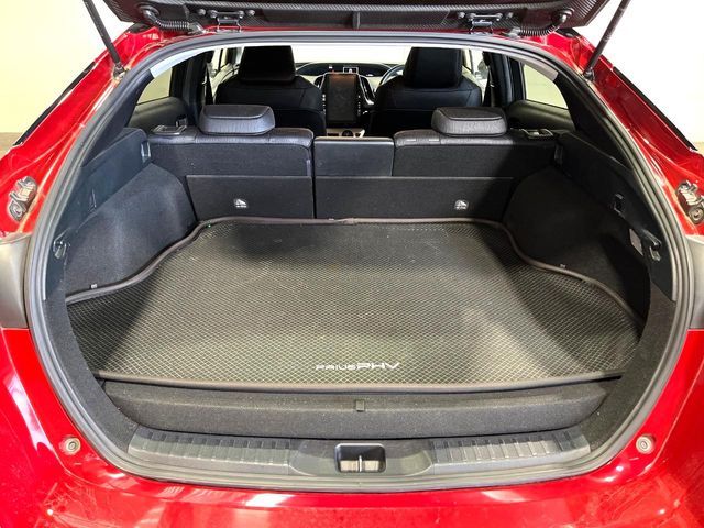 TOYOTA PRIUS PHV 2017