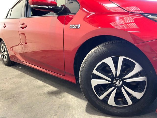 TOYOTA PRIUS PHV 2017