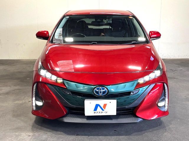TOYOTA PRIUS PHV 2017