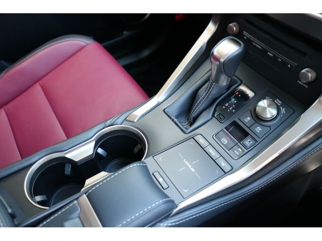 TOYOTA LEXUS NX300h 2019