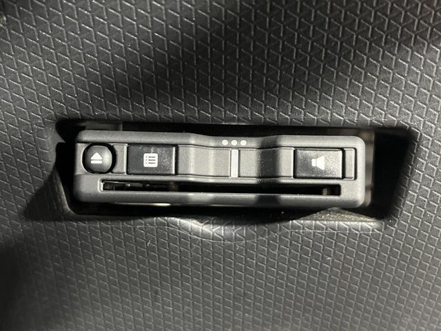 DAIHATSU TANTO CUSTOM 4WD 2019