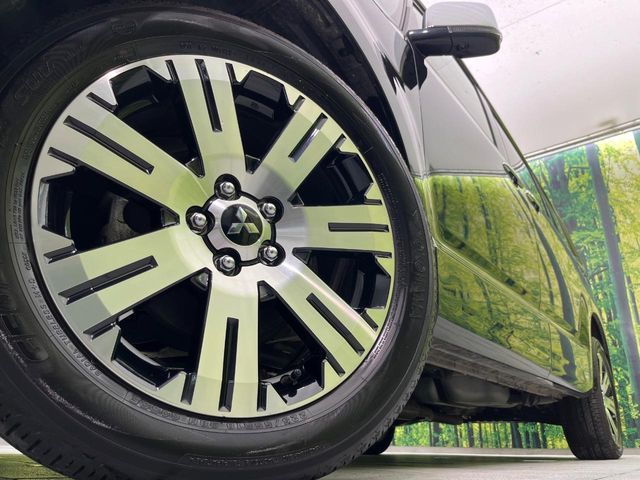 MITSUBISHI DELICA D:5 4WD 2024