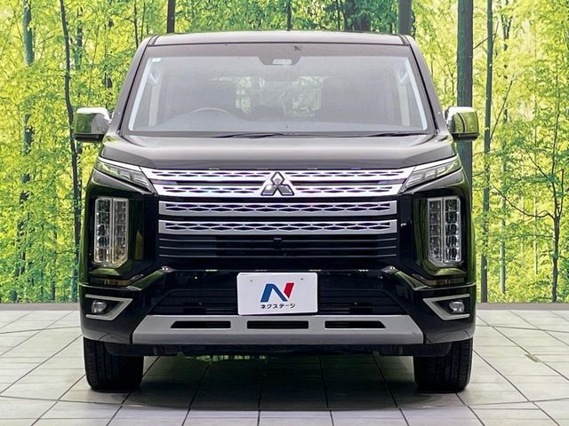 MITSUBISHI DELICA D:5 4WD 2024