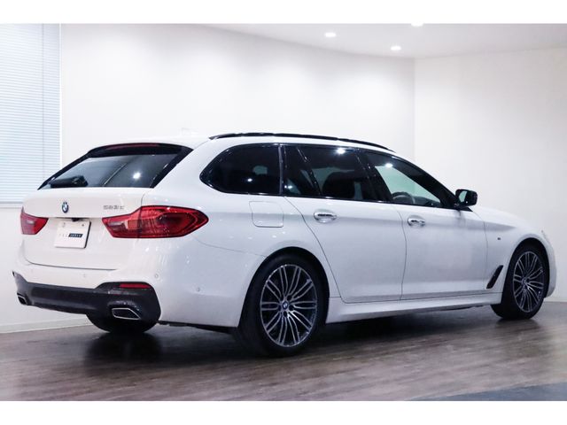 BMW BMW 5series TOURING 2018