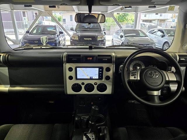 TOYOTA FJ CRUISER 4WD 2013