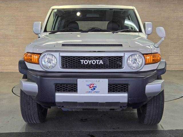 TOYOTA FJ CRUISER 4WD 2013