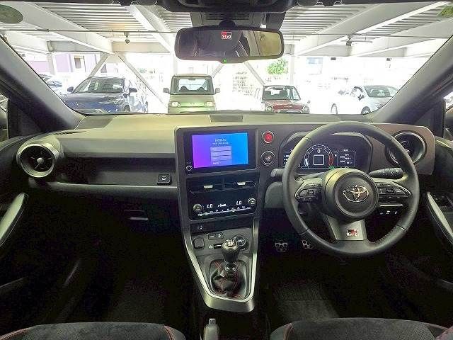 TOYOTA GR YARIS 2024