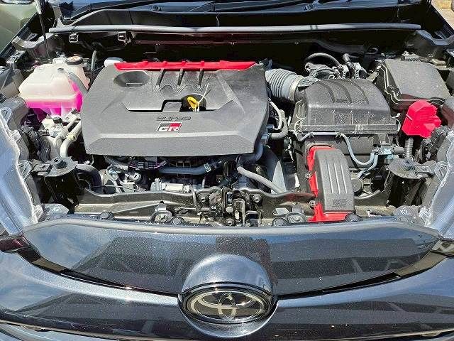 TOYOTA GR YARIS 2024