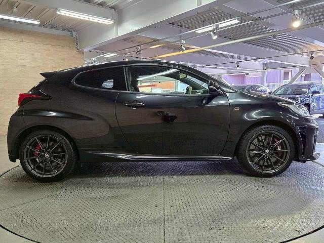 TOYOTA GR YARIS 2024