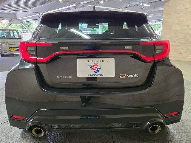 TOYOTA GR YARIS 2024