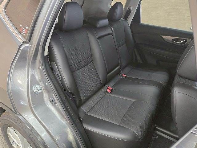 NISSAN X-TRAIL 2WD 2016