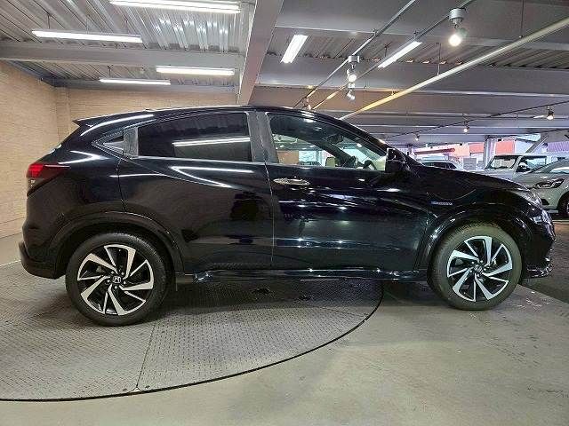 HONDA VEZEL HYBRID 2019