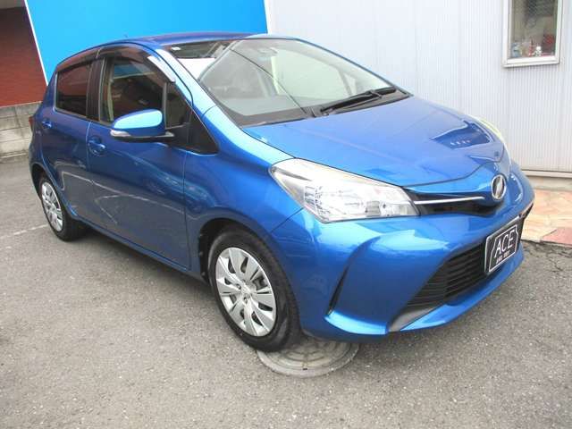 TOYOTA VITZ 2015