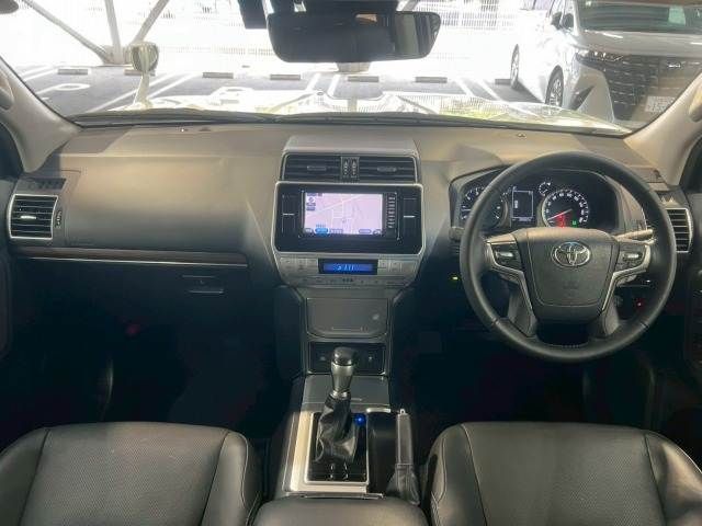 TOYOTA LANDCRUISER PRADO 2018