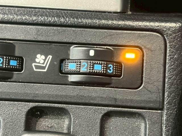 TOYOTA LANDCRUISER PRADO 2018