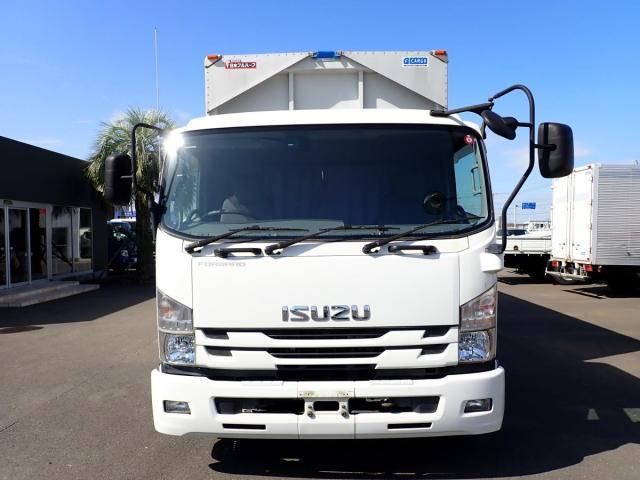 ISUZU ELF 2015