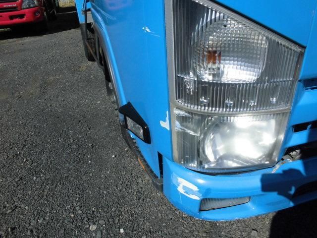ISUZU ELF 2010