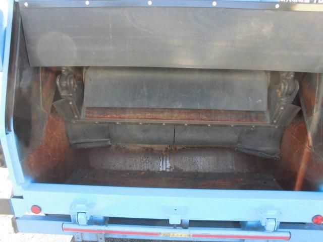 MITSUBISHI FUSOU FIGHTER 2014