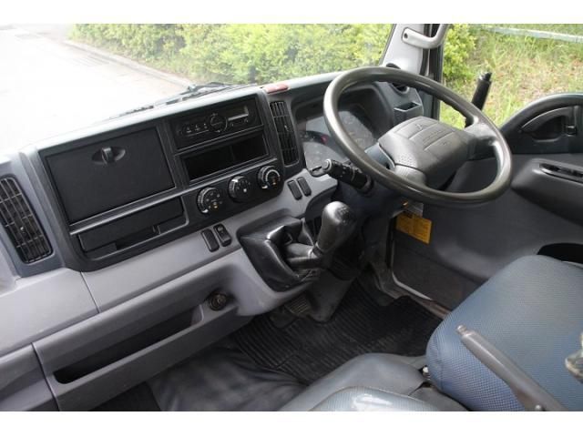 MITSUBISHI CANTER 2016