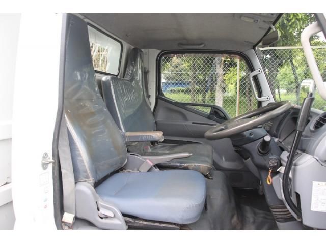 MITSUBISHI CANTER 2016