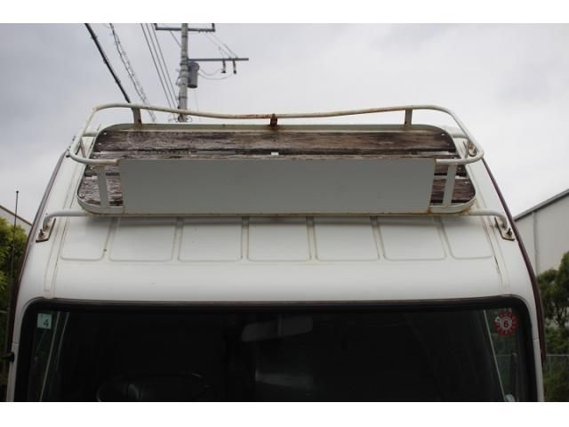 MITSUBISHI CANTER 2016