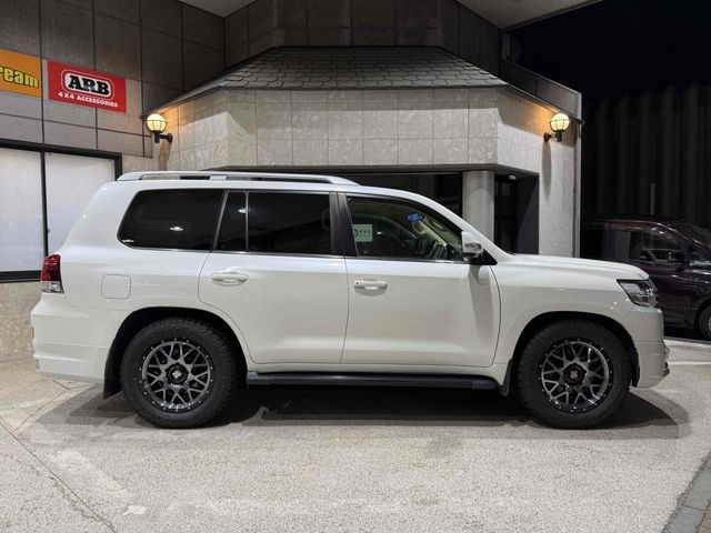 TOYOTA LANDCRUISER wagon 2016