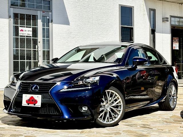 TOYOTA LEXUS IS300h 2014