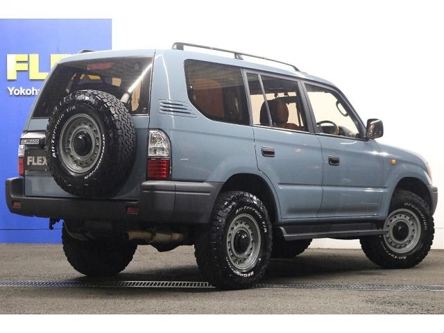 TOYOTA LANDCRUISER PRADO 2002