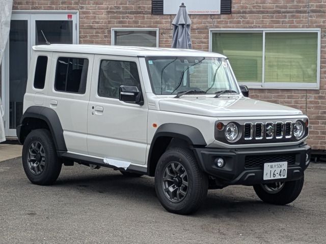 SUZUKI JIMNY NOMADE 2025