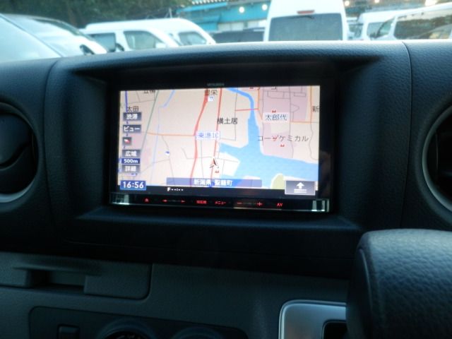 NISSAN NV350 CARAVAN 4WD 2014